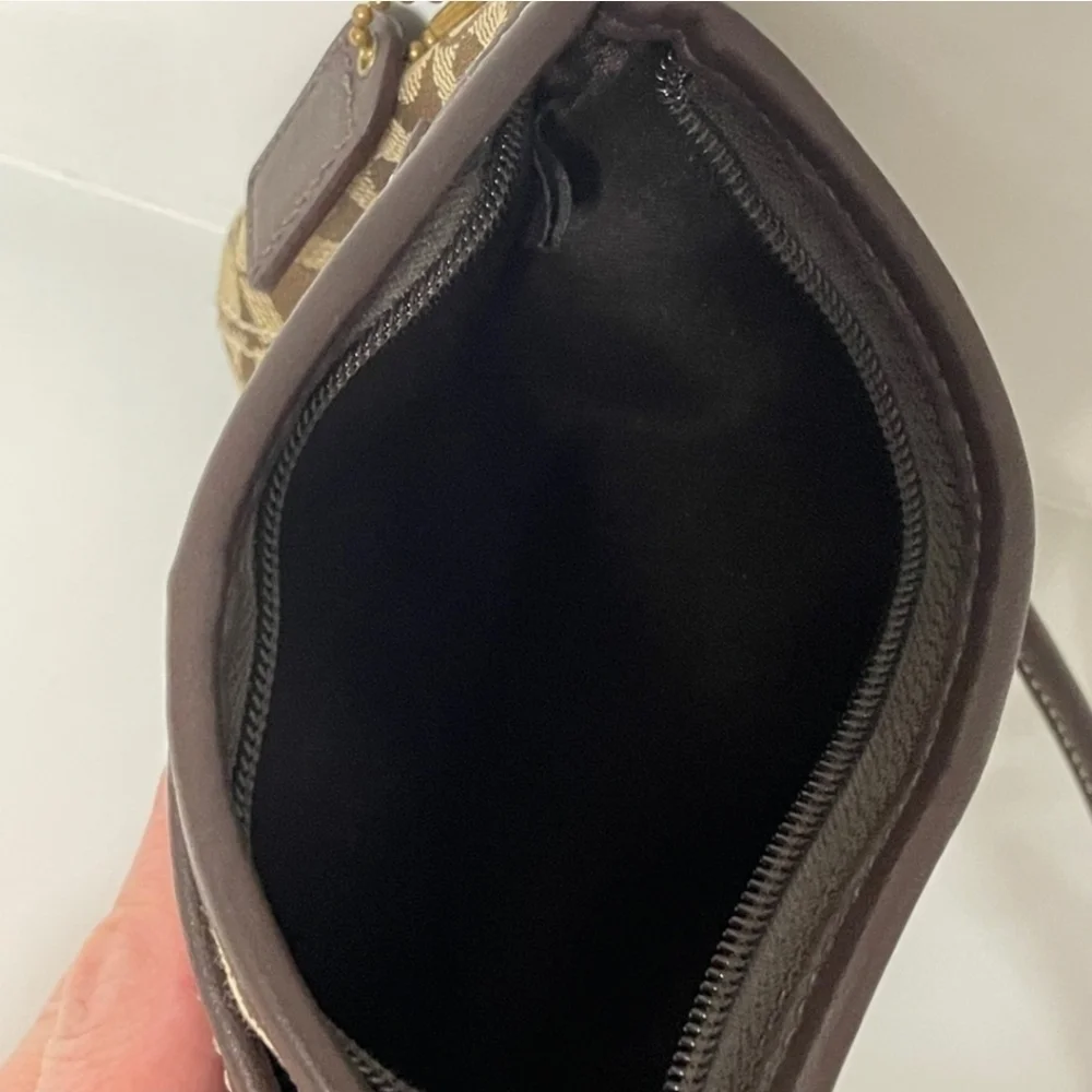 Vintage Coach Leather Canvas Signature Jacquard Wristlet